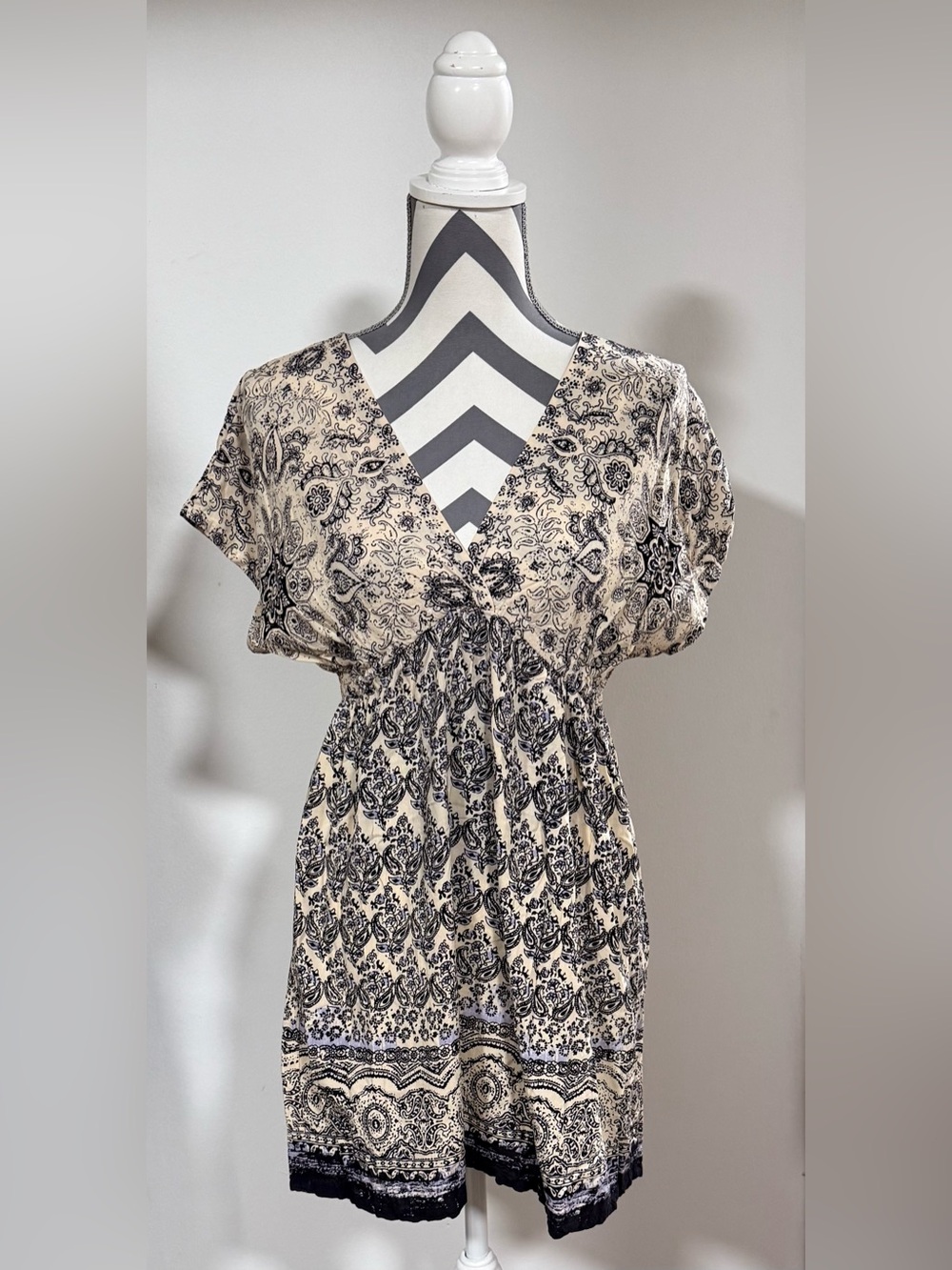 Angie Women's Bohemian Multi-print Paisley Kimono Sleeve Tunic Top Size Small
